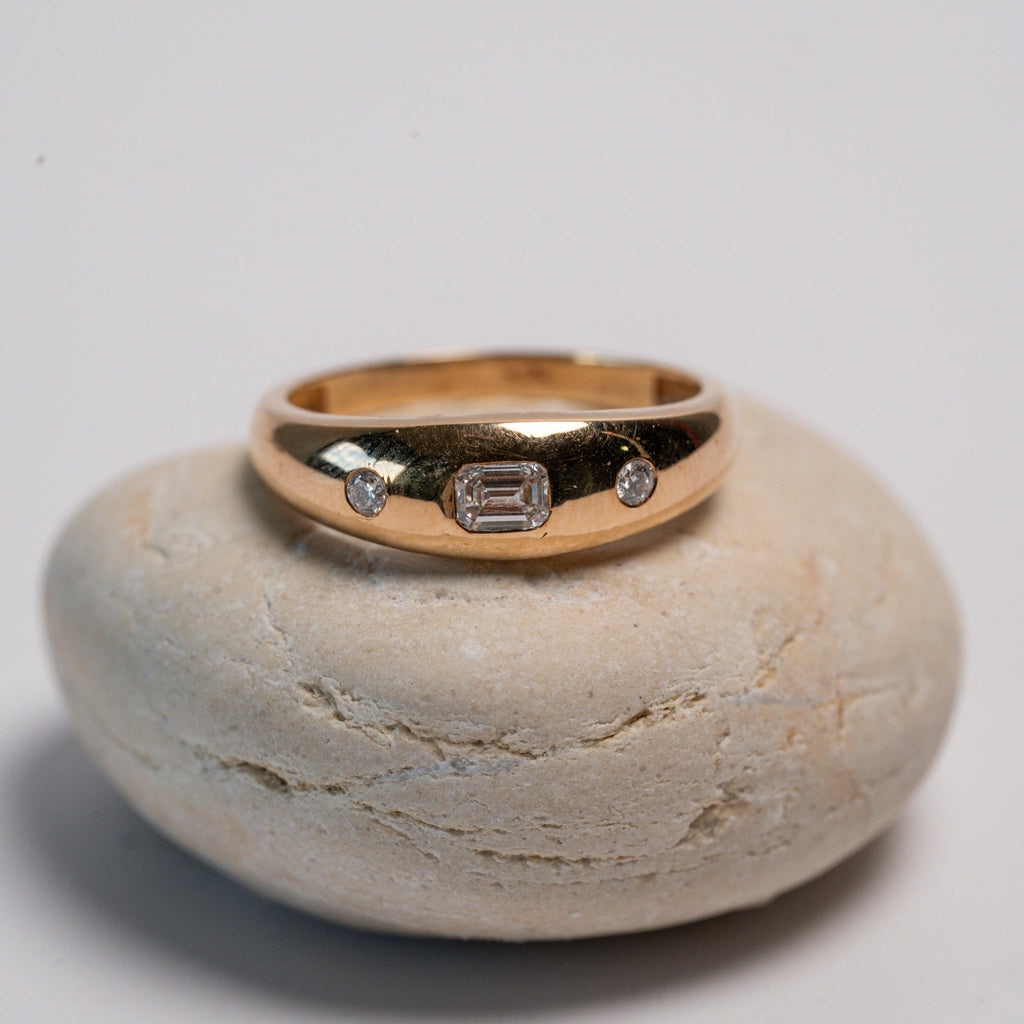 Anillo Lucia