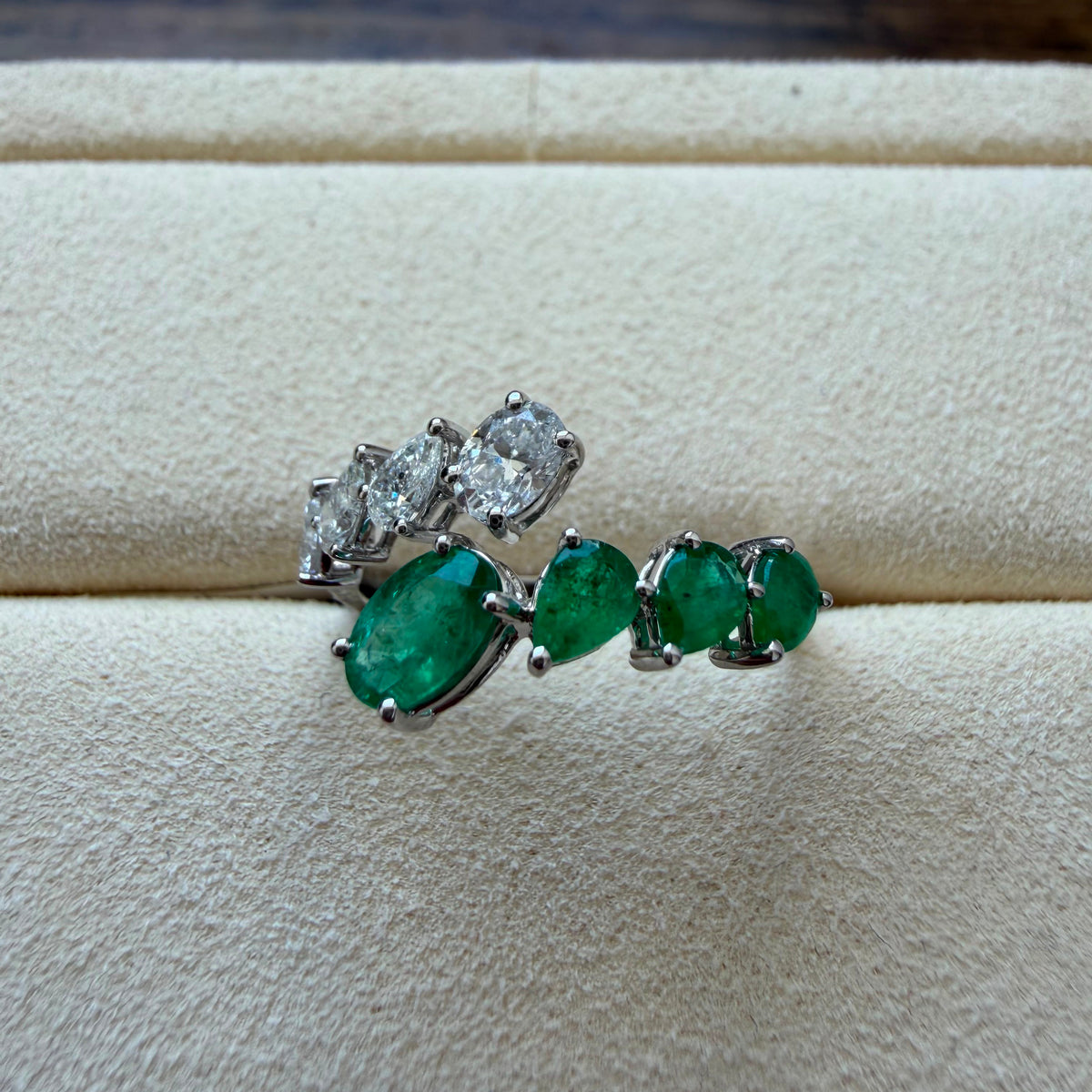 Anillo Mariana