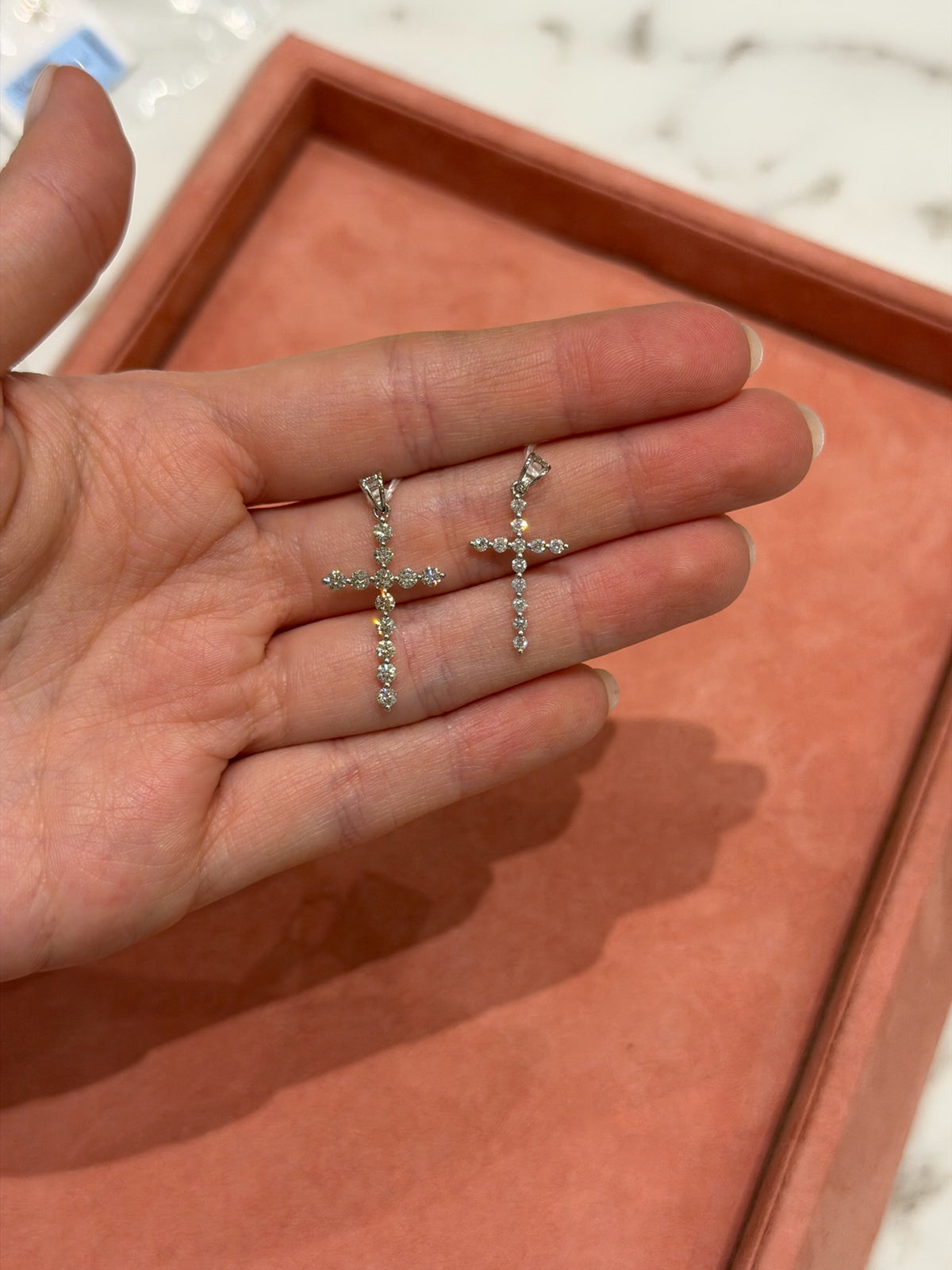 Dije de Cruz Diamantes