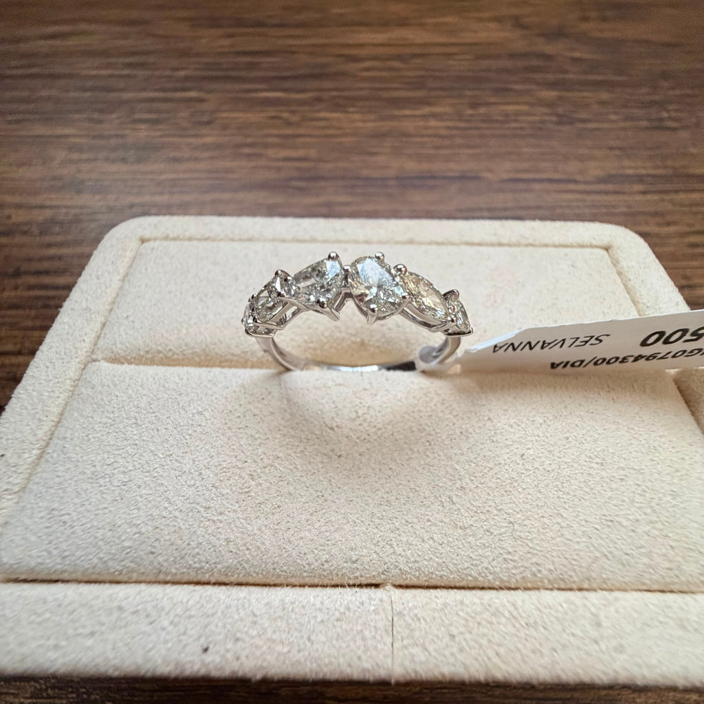 Anillo Eugenia