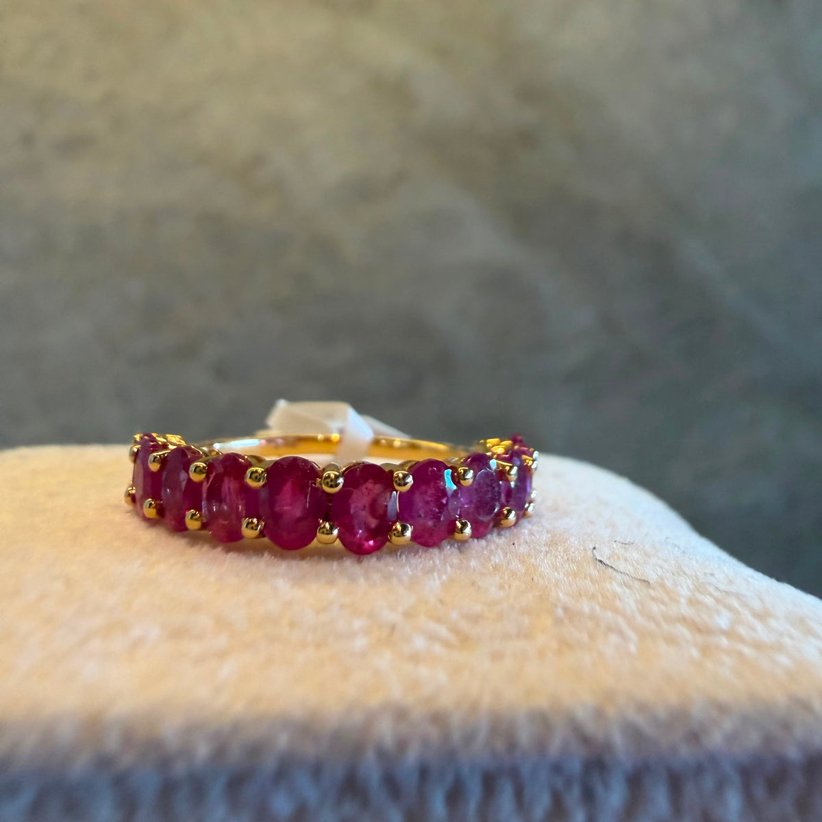 Anillo Luciana