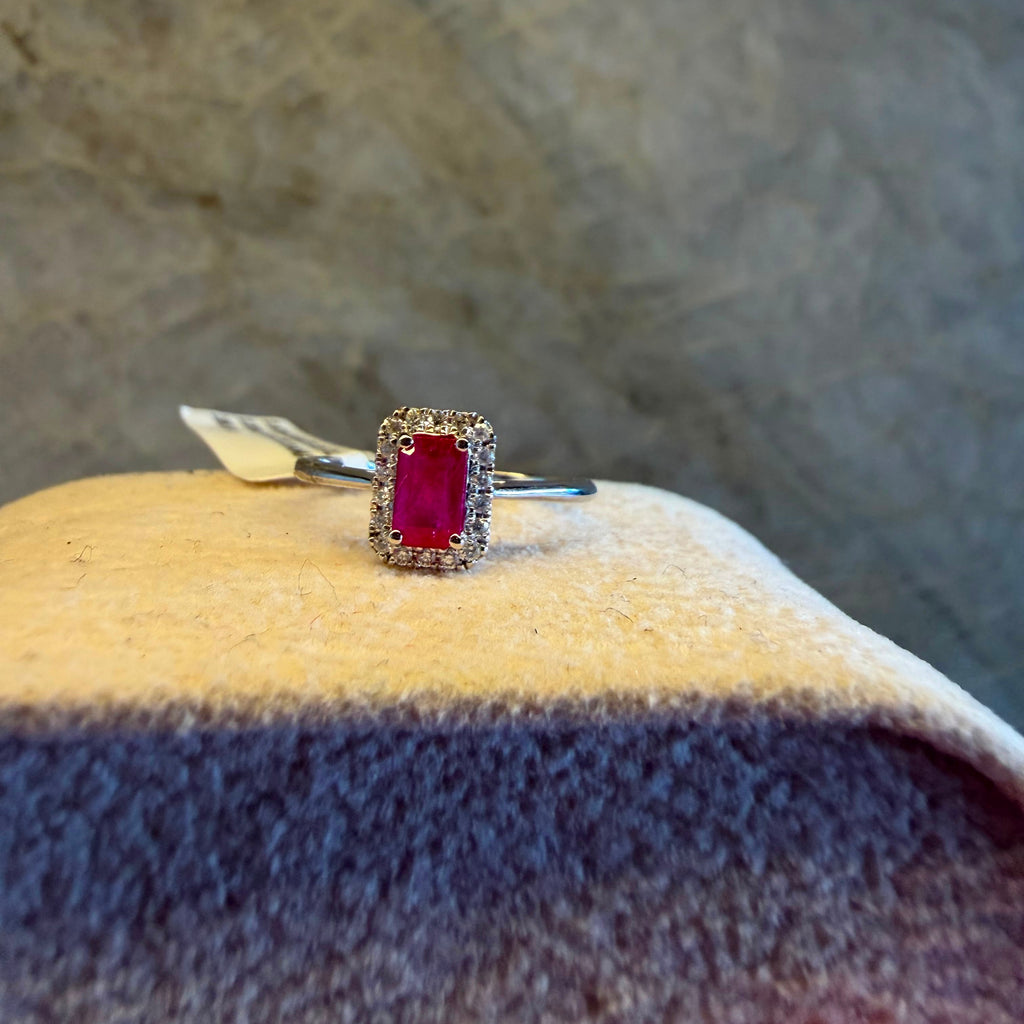 Anillo Lisa
