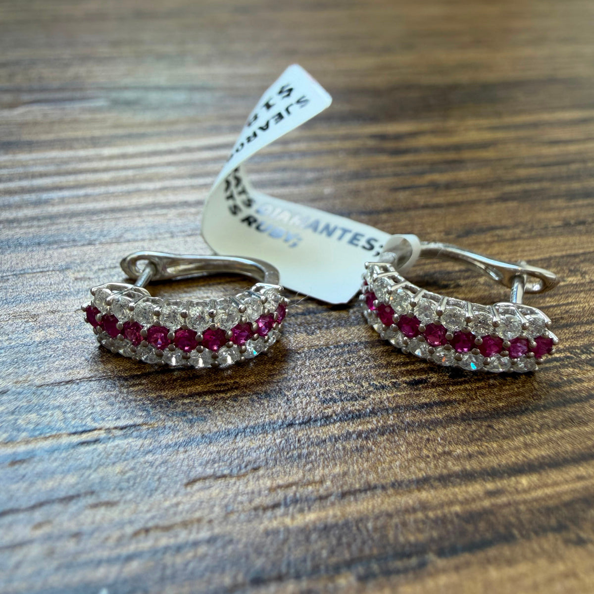 Aretes Cassandra