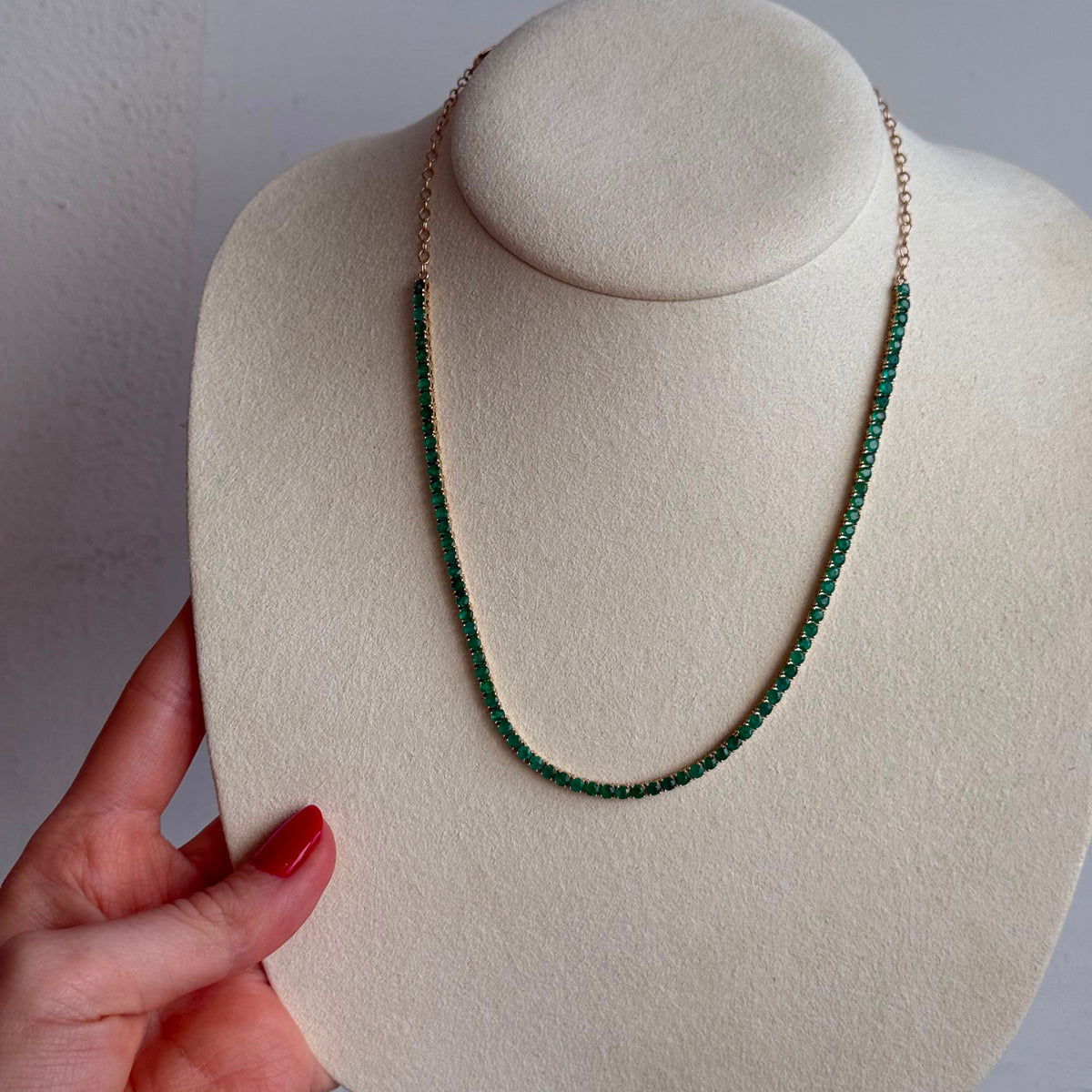 Tennis necklace Esmeralda