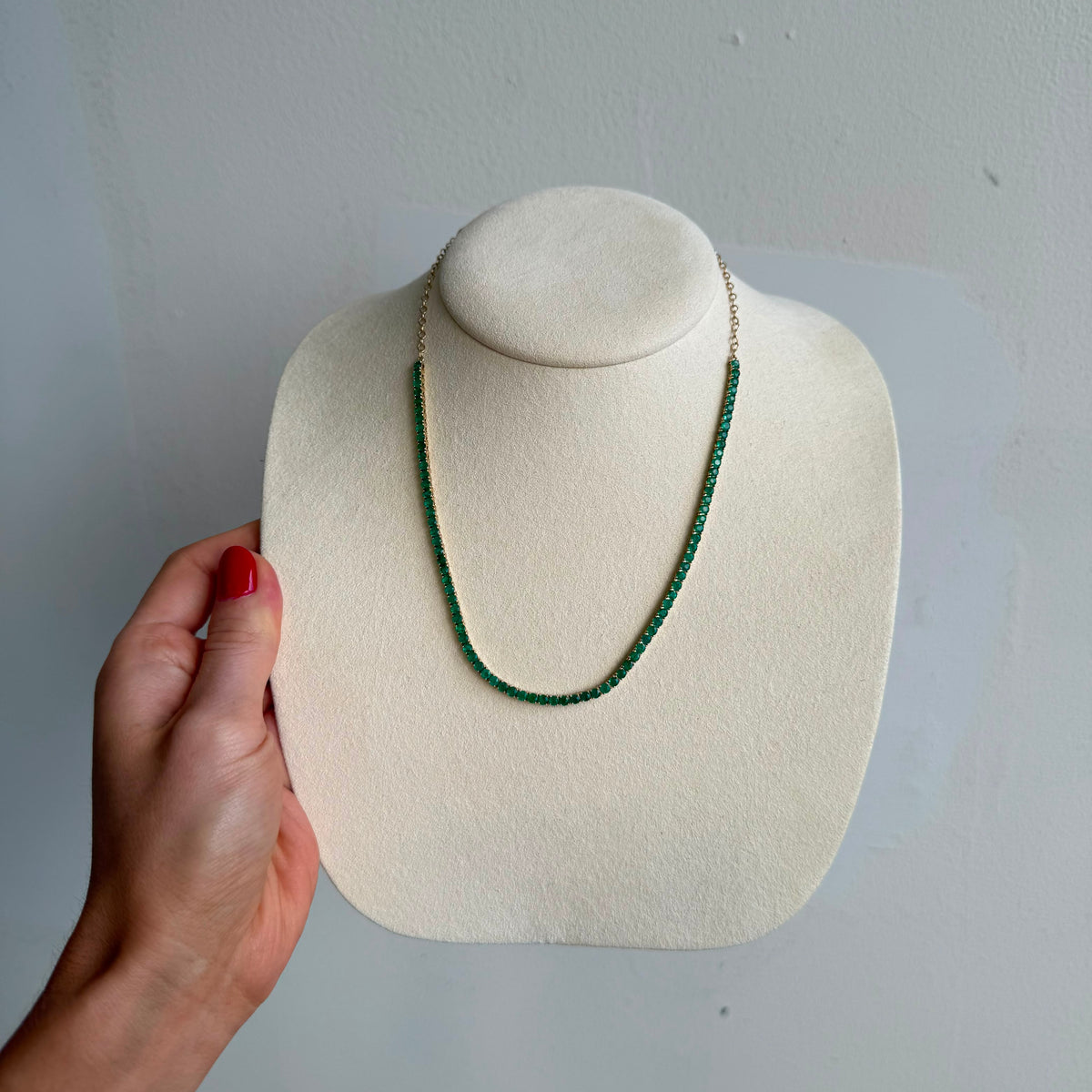 Tennis necklace Esmeralda